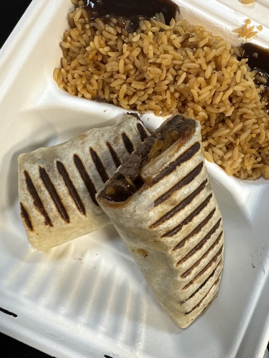 Muscle Maker Grill Photos 2